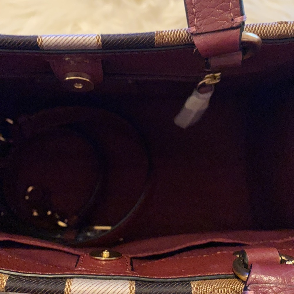 Beautiful Coach Bag. Orange,burgundy,brown - Picture 2 of 3